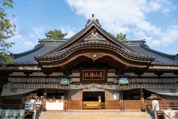 Fachada de templo tradicional preservado em Kanazawa